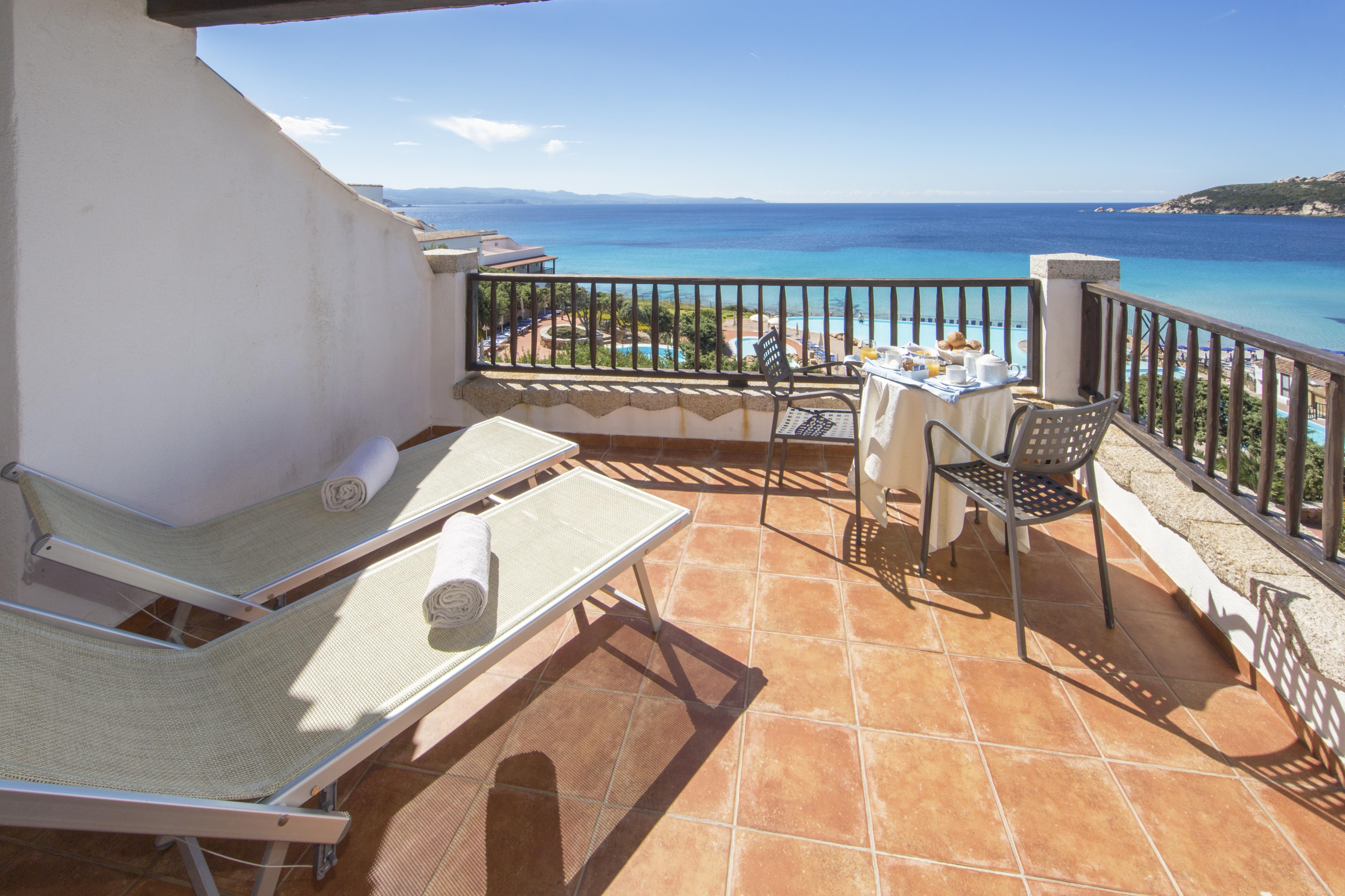 Colonna Grand Hotel Capo Testa Santa Teresa Gallura Exterior foto